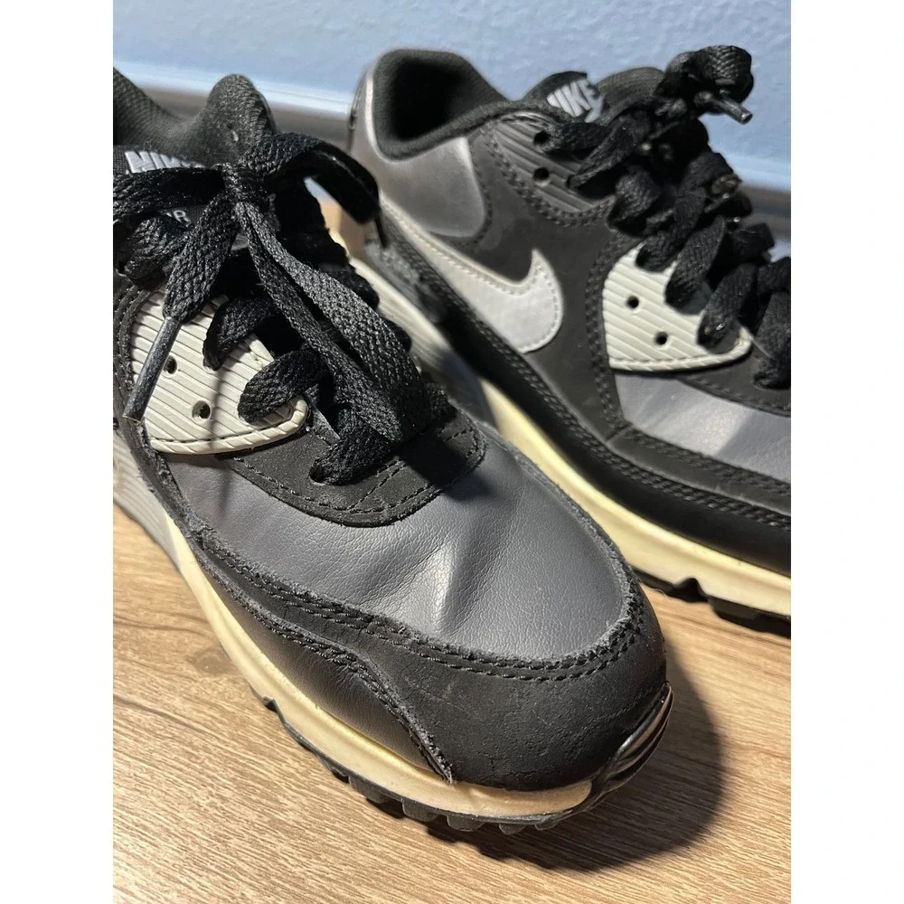 Nike Air Max 90 Kids Shoes Black Gray Youth‎ Size 3.5Y Casual Sneakers